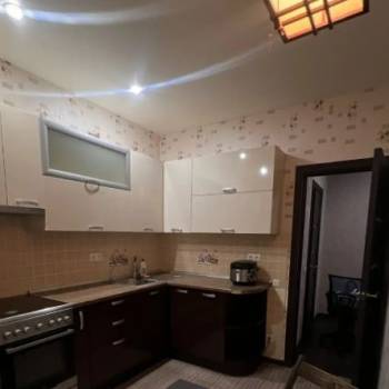 Сдается 1-комнатная квартира, 40 м²