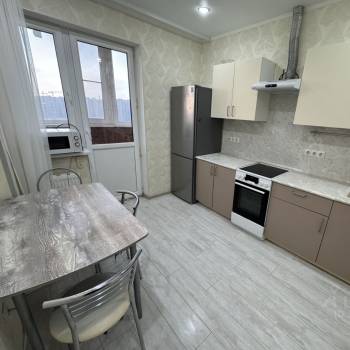 Сдается 2-х комнатная квартира, 62 м²