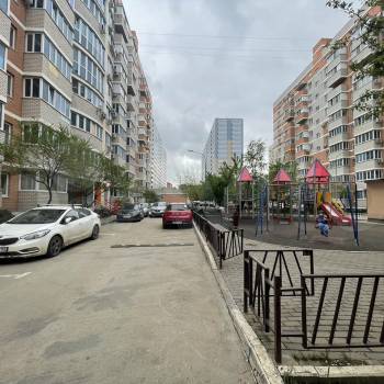 Сдается 1-комнатная квартира, 35 м²