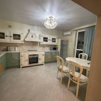 Сдается Многокомнатная квартира, 105 м²