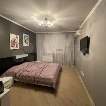 Сдается Многокомнатная квартира, 105 м²