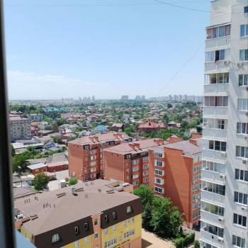 Продается 1-комнатная квартира, 43 м²