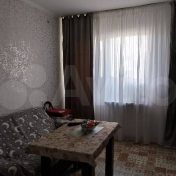 Продается 1-комнатная квартира, 43 м²