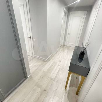 Продается Многокомнатная квартира, 130 м²