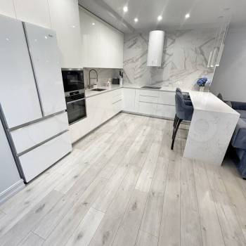 Продается Многокомнатная квартира, 130 м²