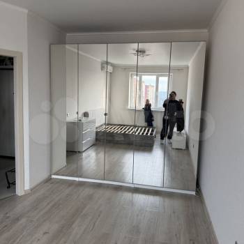 Сдается 1-комнатная квартира, 40 м²
