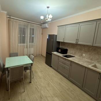 Сдается 1-комнатная квартира, 42,8 м²