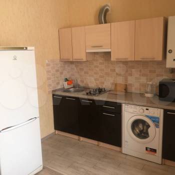 Сдается 1-комнатная квартира, 48 м²