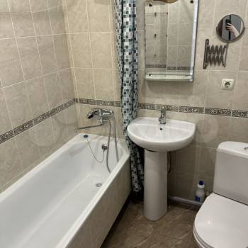 Сдается 1-комнатная квартира, 40 м²