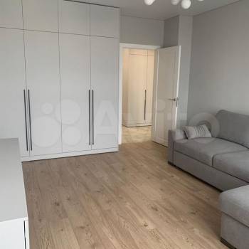Продается 2-х комнатная квартира, 80 м²