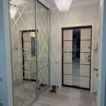 Продается 1-комнатная квартира, 52 м²