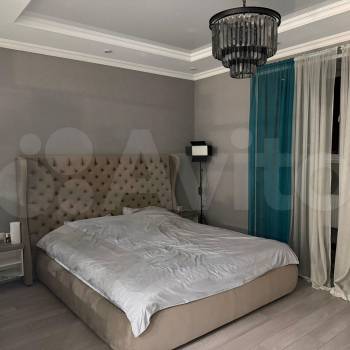 Продается 1-комнатная квартира, 52 м²