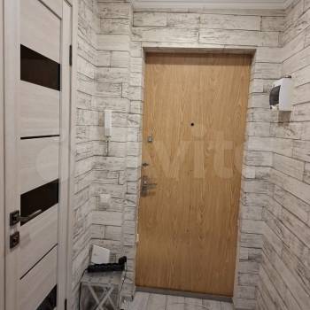 Продается 1-комнатная квартира, 32 м²