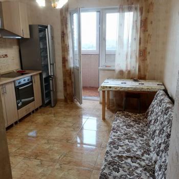 Сдается 1-комнатная квартира, 44 м²