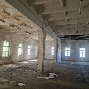 Сдается Нежилое помещение, 1400 м²