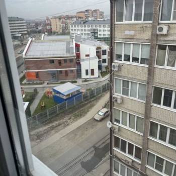 Продается 1-комнатная квартира, 41,8 м²