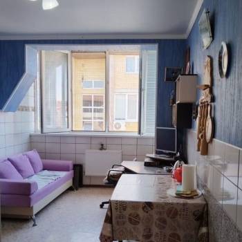 Продается 1-комнатная квартира, 41,8 м²