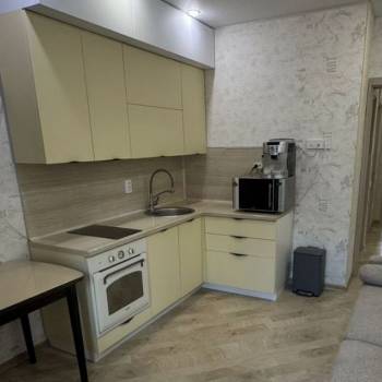 Продается 1-комнатная квартира, 45,6 м²