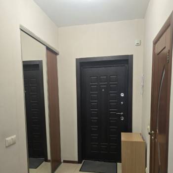 Продается 1-комнатная квартира, 50 м²