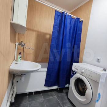 Сдается 1-комнатная квартира, 39 м²