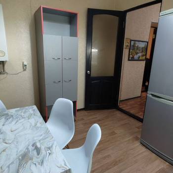 Сдается 1-комнатная квартира, 46 м²