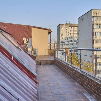 Сдается Многокомнатная квартира, 80 м²