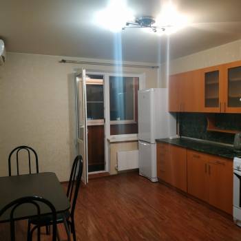 Сдается 2-х комнатная квартира, 68 м²