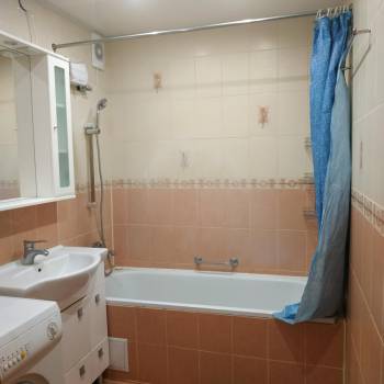 Сдается 2-х комнатная квартира, 68 м²