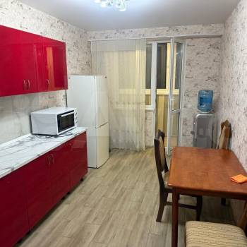 Сдается 1-комнатная квартира, 45 м²