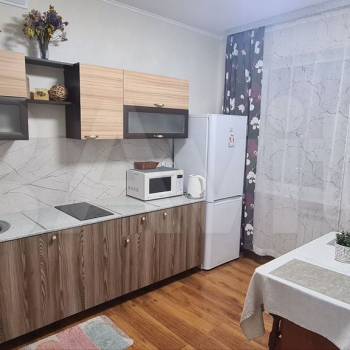 Сдается 1-комнатная квартира, 36 м²