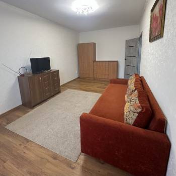 Сдается 1-комнатная квартира, 36 м²