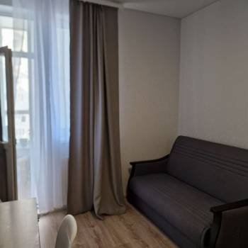 Сдается 1-комнатная квартира, 37 м²