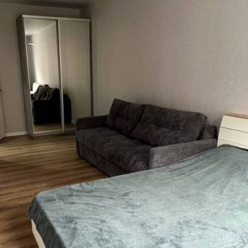 Продается 1-комнатная квартира, 34 м²