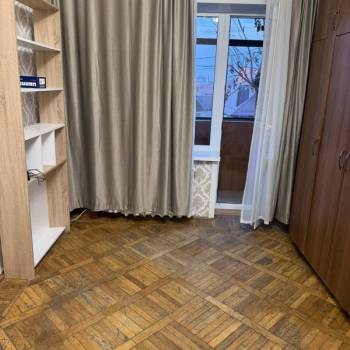 Продается 1-комнатная квартира, 30 м²