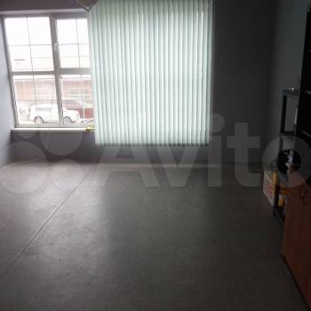 Сдается Нежилое помещение, 300 м²
