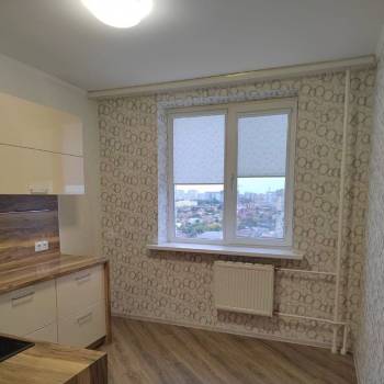 Продается 1-комнатная квартира, 40 м²