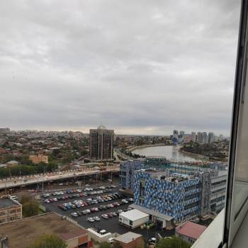 Продается 1-комнатная квартира, 40 м²