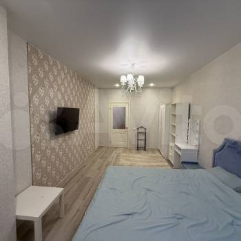 Продается 1-комнатная квартира, 41,8 м²