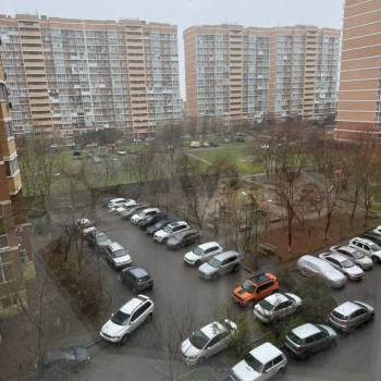 Продается 1-комнатная квартира, 41,8 м²