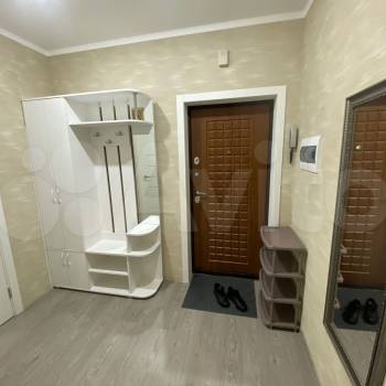 Сдается 1-комнатная квартира, 42 м²