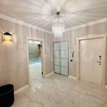 Сдается 2-х комнатная квартира, 75 м²