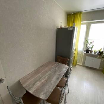 Сдается 1-комнатная квартира, 39 м²