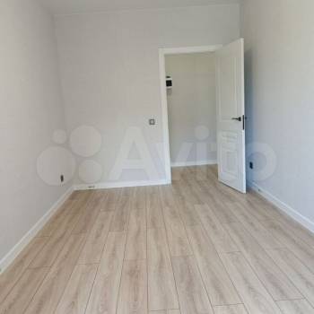 Продается 1-комнатная квартира, 35 м²