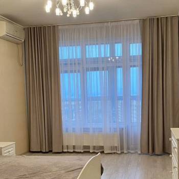 Сдается 1-комнатная квартира, 58 м²