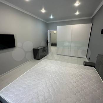 Сдается 2-х комнатная квартира, 73 м²