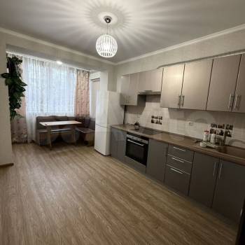 Продается 2-х комнатная квартира, 63,5 м²