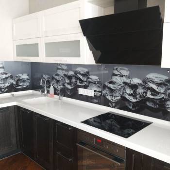 Продается 1-комнатная квартира, 52 м²