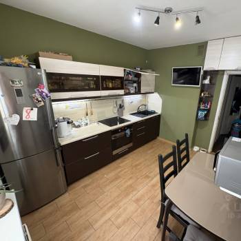 Продается 2-х комнатная квартира, 54 м²