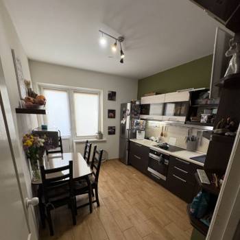 Продается 2-х комнатная квартира, 54 м²