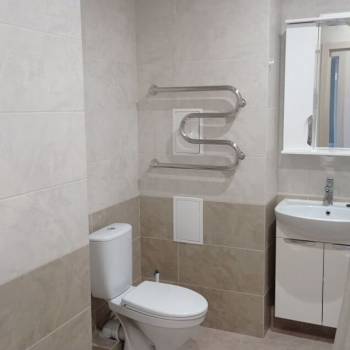 Сдается 1-комнатная квартира, 50 м²